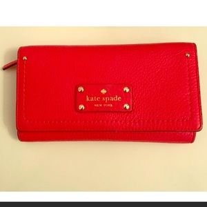 Kate Spade Trifold Red Wallet! PERFECT CONDITION